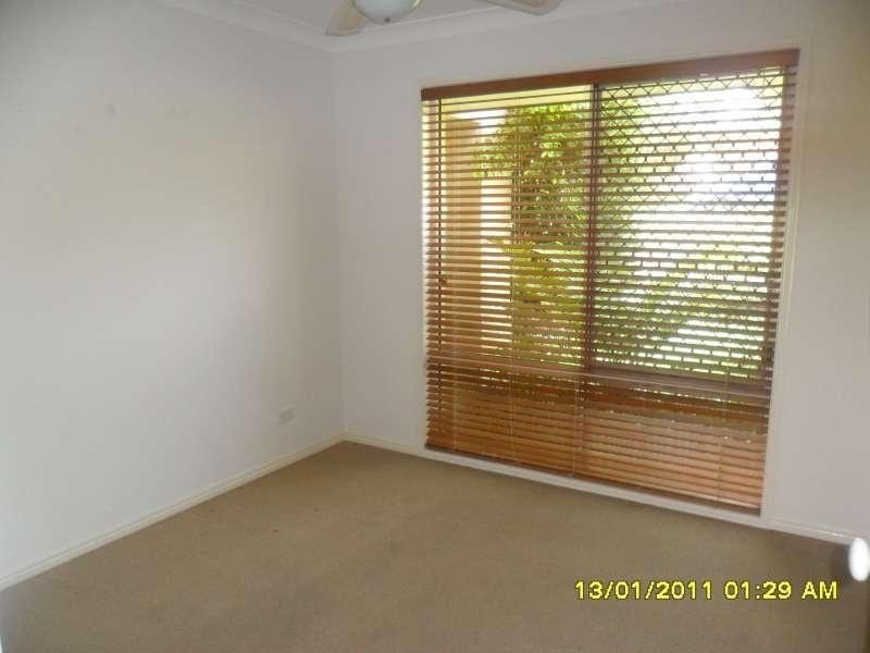 14 Kite Circuit, Arundel QLD 4214