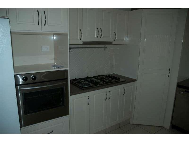 14 Kite Circuit, Arundel QLD 4214