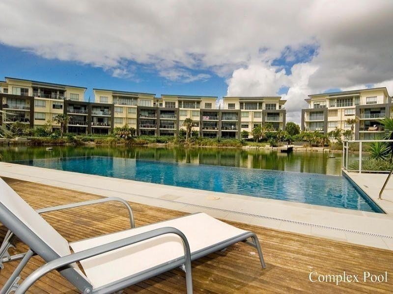 122/3 Pendraat Parade, Hope Island QLD 4212