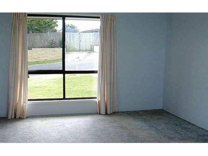 4 Angaston Court, Carrara QLD 4211