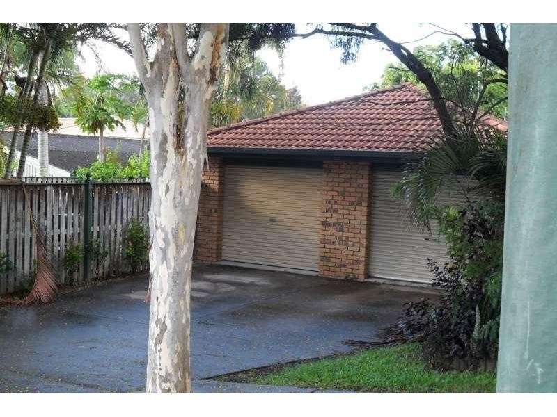 1/8 Shillito Street, Southport QLD 4215