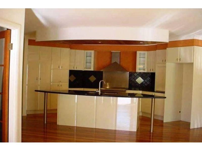 14 Petworth Court, Arundel QLD 4214