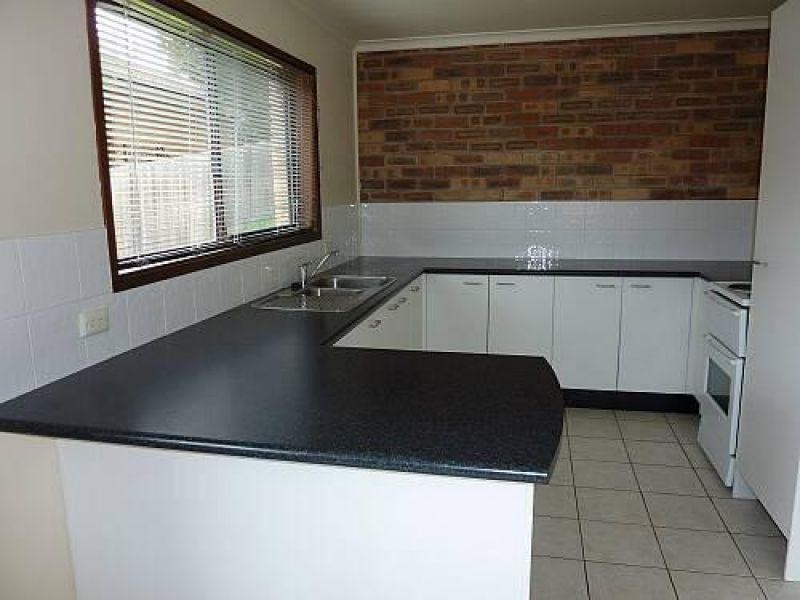 2/13 Caroline Avenue, Southport QLD 4215