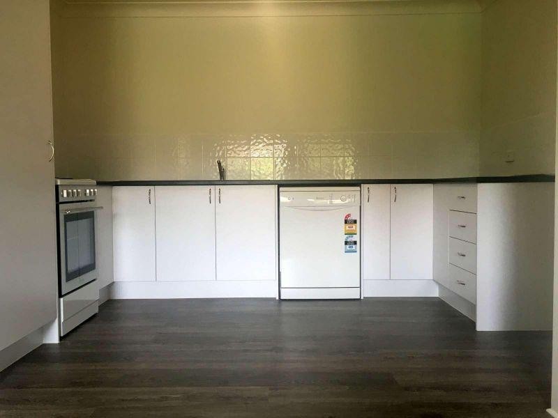 1/6 Lenneberg Street, Southport QLD 4215