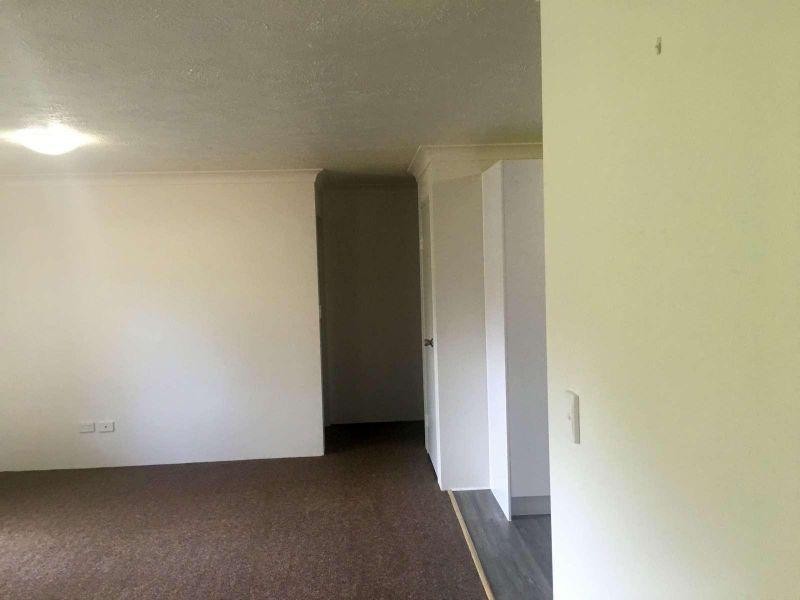 1/6 Lenneberg Street, Southport QLD 4215