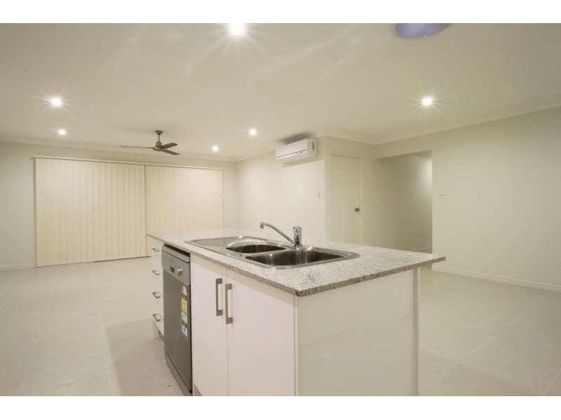 15 Soward Court, Morayfield QLD 4506