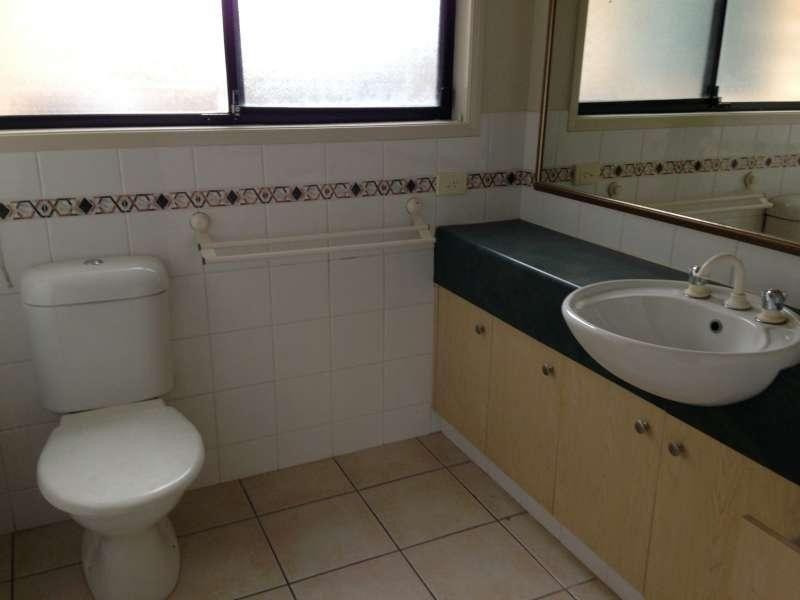 7 Meadowbank Drive, Upper Coomera QLD 4209