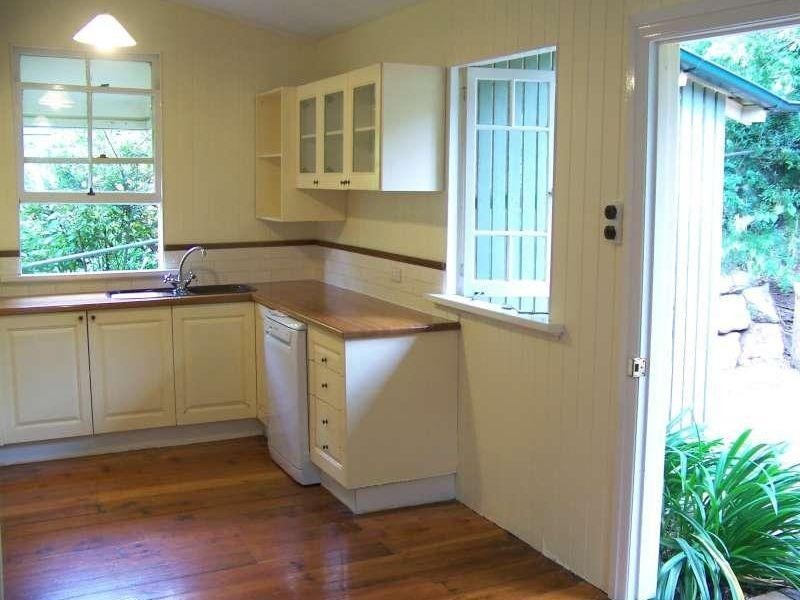 23 Empress Terrace, Bardon QLD 4065