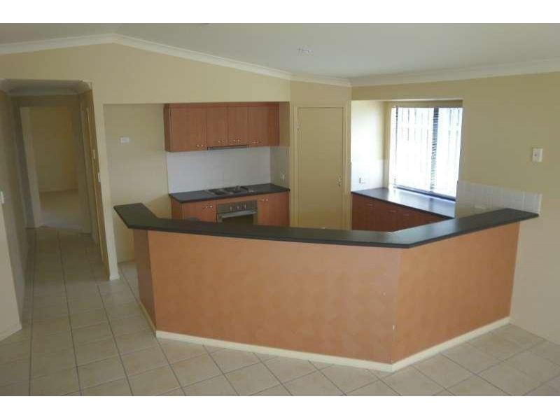 9 Beerwah Street, Pacific Pines QLD 4211