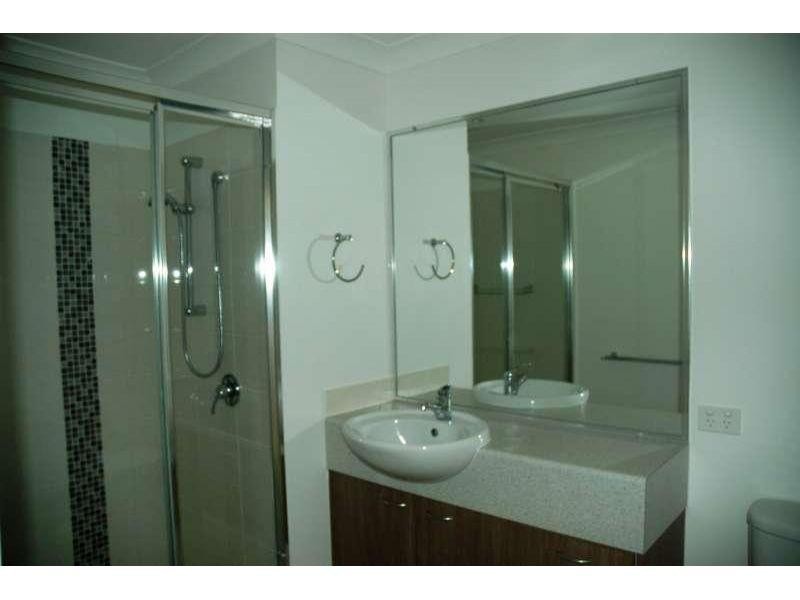 8/38 Johnston Street, Southport QLD 4215