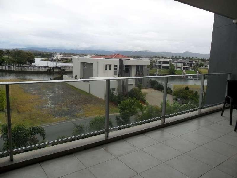 2301/2 Activa Way, Hope Island QLD 4212