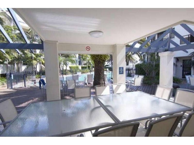 5/23 Bath Street, Labrador QLD 4215