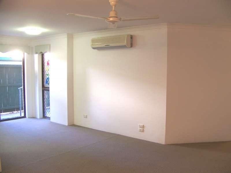 1/9 Brasted Street, Taringa QLD 4068