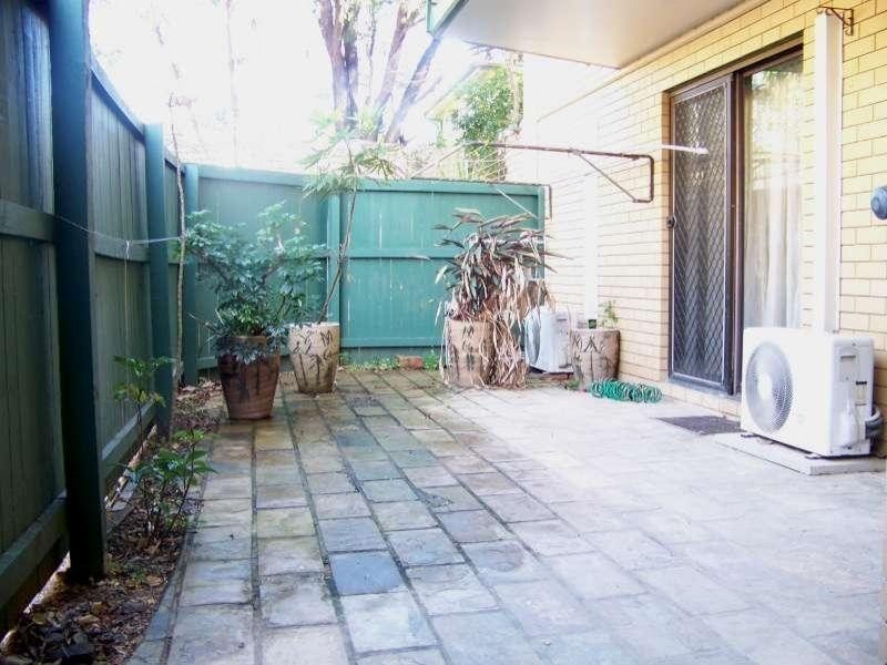 1/9 Brasted Street, Taringa QLD 4068