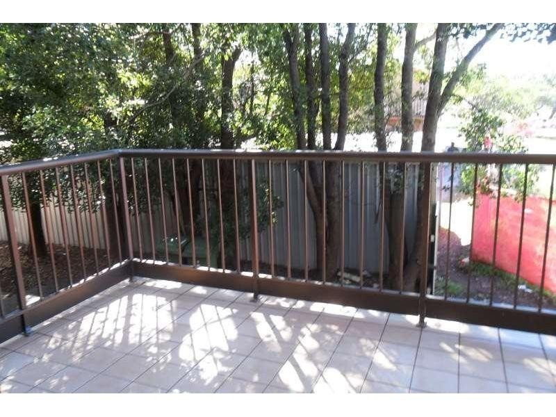 3/3 North Street, Southport QLD 4215