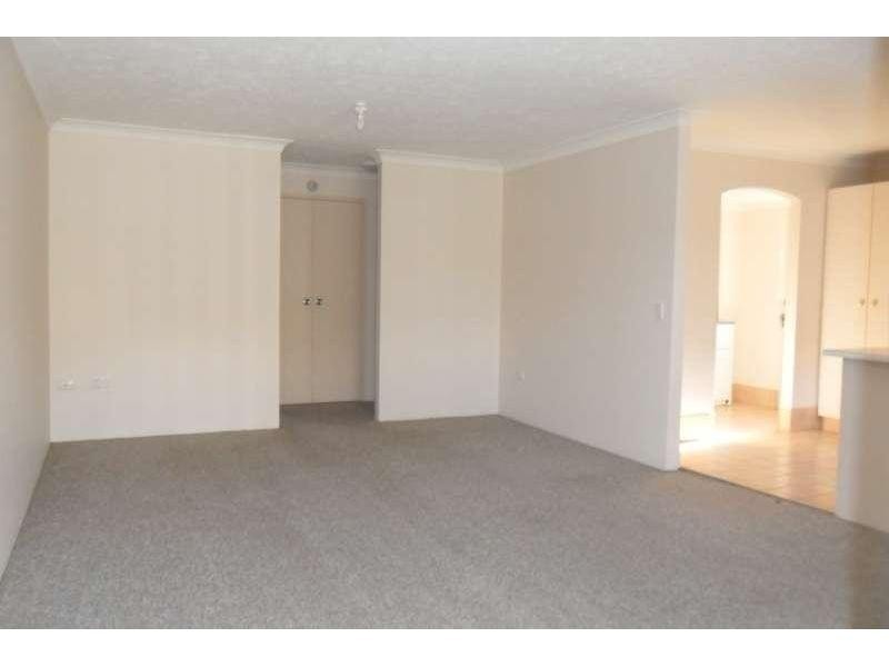 1/3 North Street, Southport QLD 4215