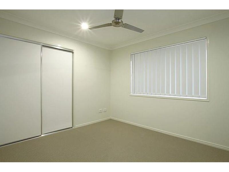 2/8 Lotus Avenue, Bellmere QLD 4510