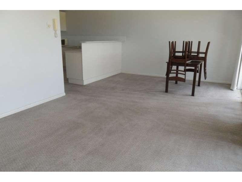 17/5 Lloyd Street, Southport QLD 4215