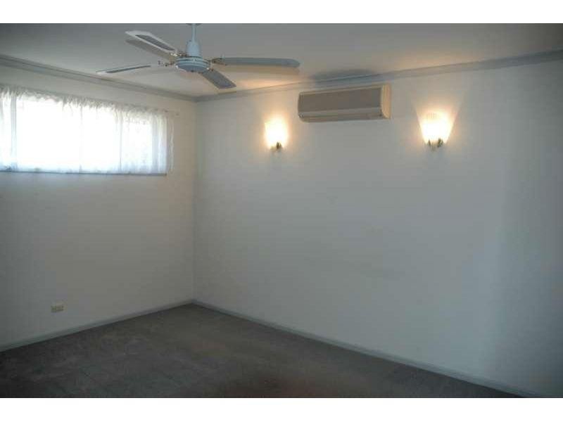 102 Muir Street, Labrador QLD 4215