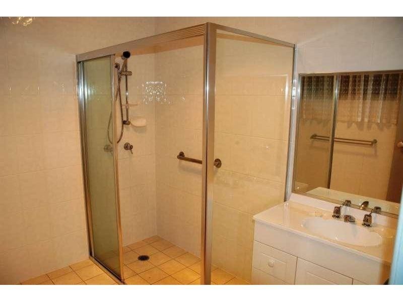 102 Muir Street, Labrador QLD 4215