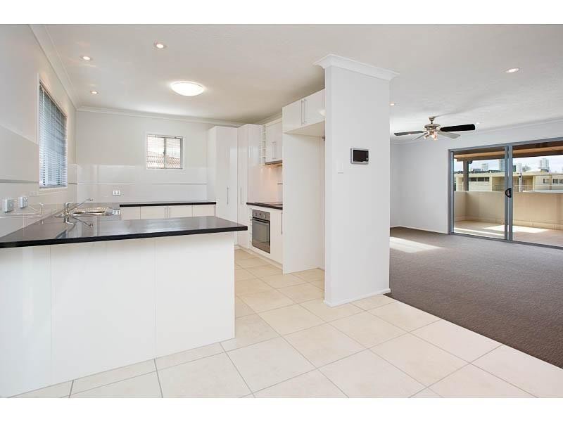 109 Regatta Avenue, Southport QLD 4215