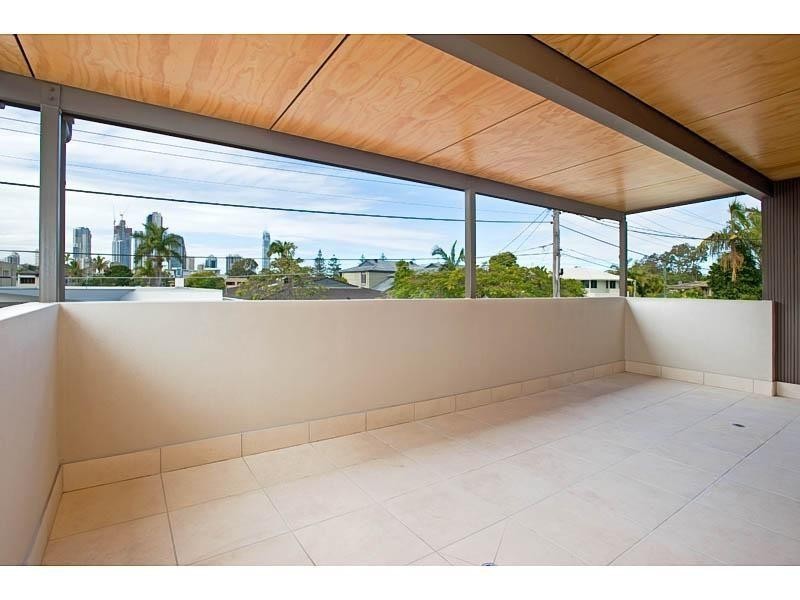 109 Regatta Avenue, Southport QLD 4215