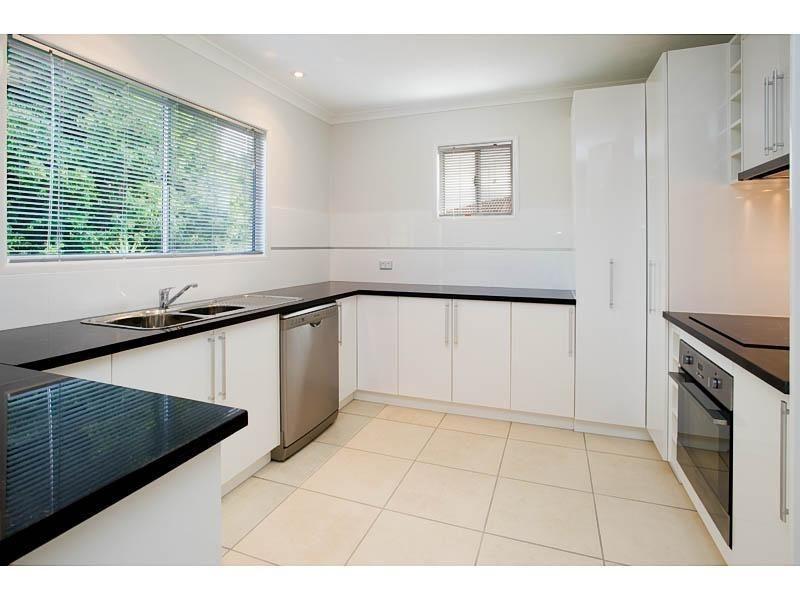 109 Regatta Avenue, Southport QLD 4215