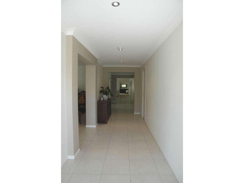 3 River Links Boulevard East, Helensvale QLD 4212