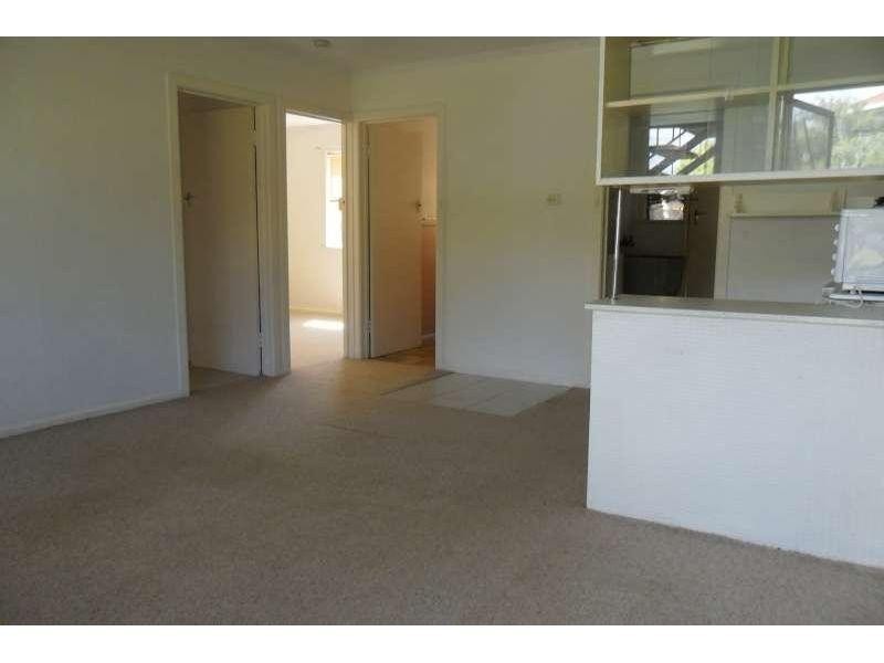 1/41 Whiting Street, Labrador QLD 4215