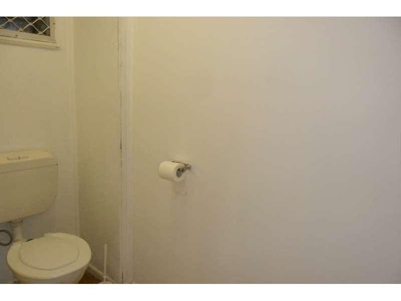 1/41 Whiting Street, Labrador QLD 4215