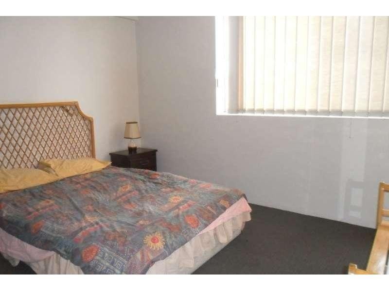 1/45-47 Railway Street, Southport QLD 4215