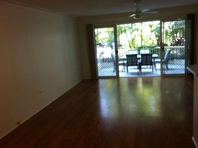 6/27 Wharf Road, Surfers Paradise QLD 4217