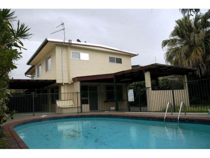 15 Iando Street, Coombabah QLD 4216