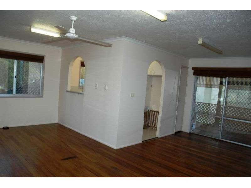 15 Iando Street, Coombabah QLD 4216