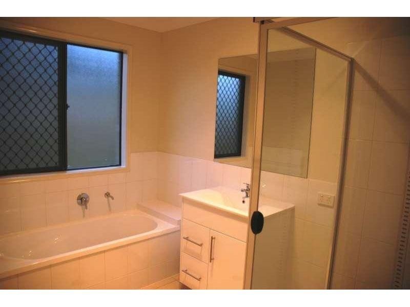 21 Vista Circuit, Bahrs Scrub QLD 4207