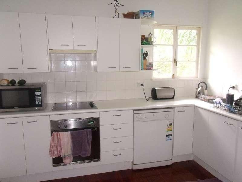 4 Glasgow Street, Ashgrove QLD 4060