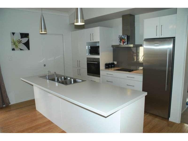 5 Bambarra Street, Southport QLD 4215