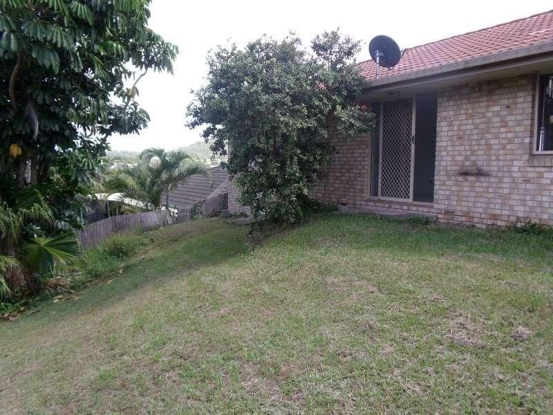 6 Pinehill Drive, Oxenford QLD 4210