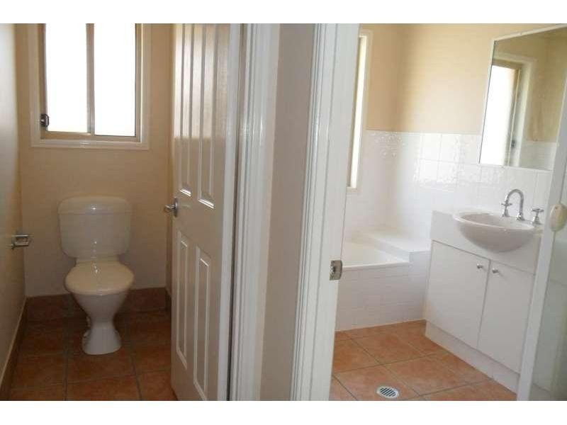 17 Roe Street, Upper Coomera QLD 4209