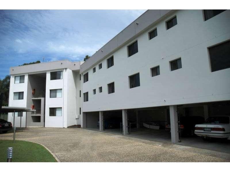 6/15 Huth Street, Labrador QLD 4215