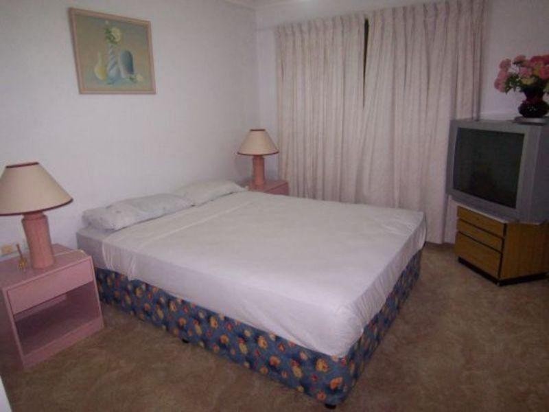 164 High Street, Southport QLD 4215