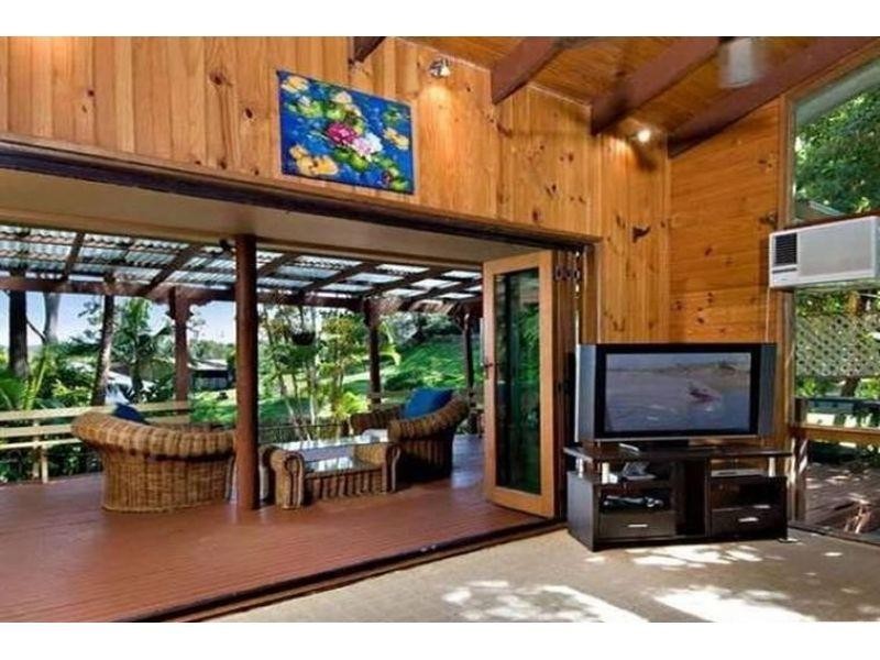 19 Cobai Drive, Mudgeeraba QLD 4213