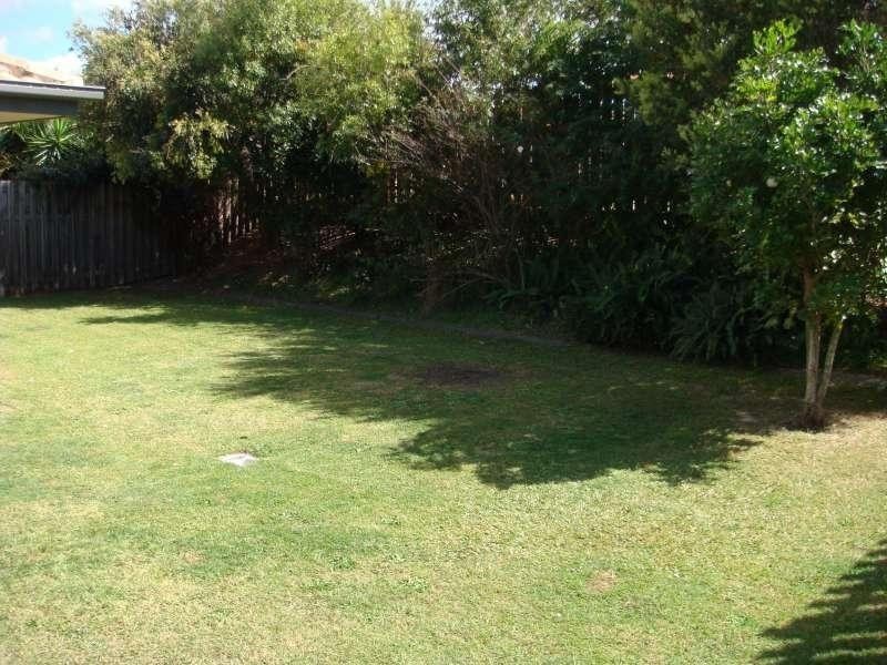 17 Meadowbank Drive, Upper Coomera QLD 4209