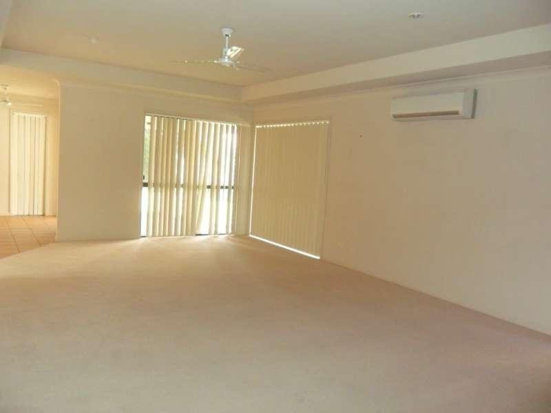 17 Meadowbank Drive, Upper Coomera QLD 4209