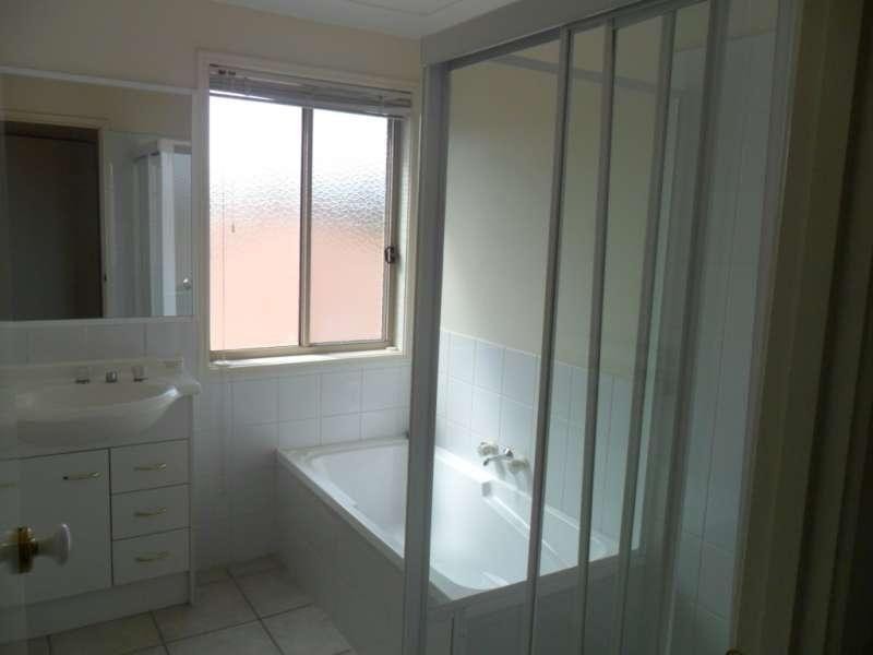 41 Marble Arch Place, Arundel QLD 4214