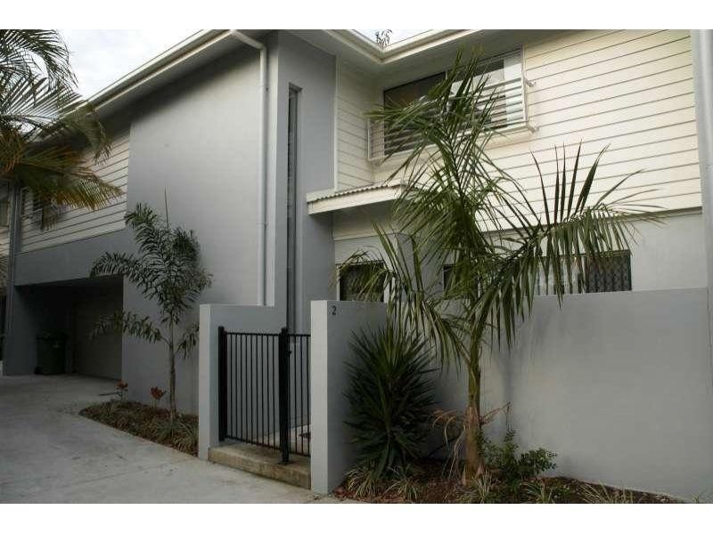 2/85 Whiting Street, Labrador QLD 4215