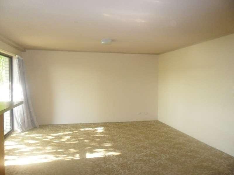 4/1 Waverley Street, Southport QLD 4215