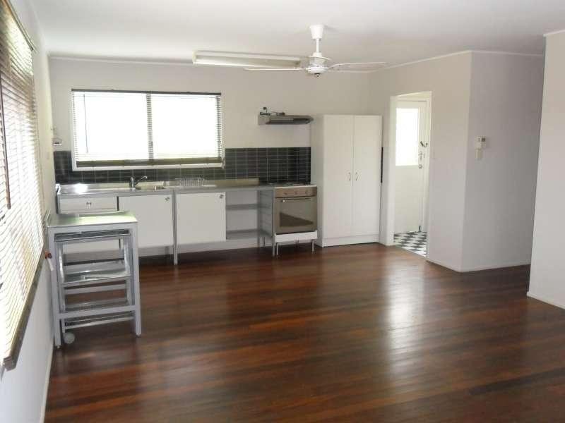 29 Boronia Drive, Southport QLD 4215