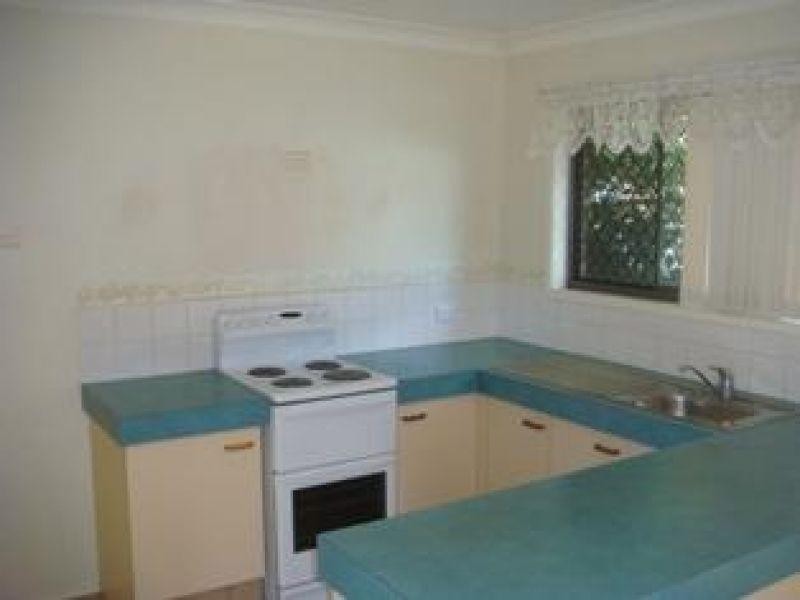 2/25 Binstead Drive, Southport QLD 4215