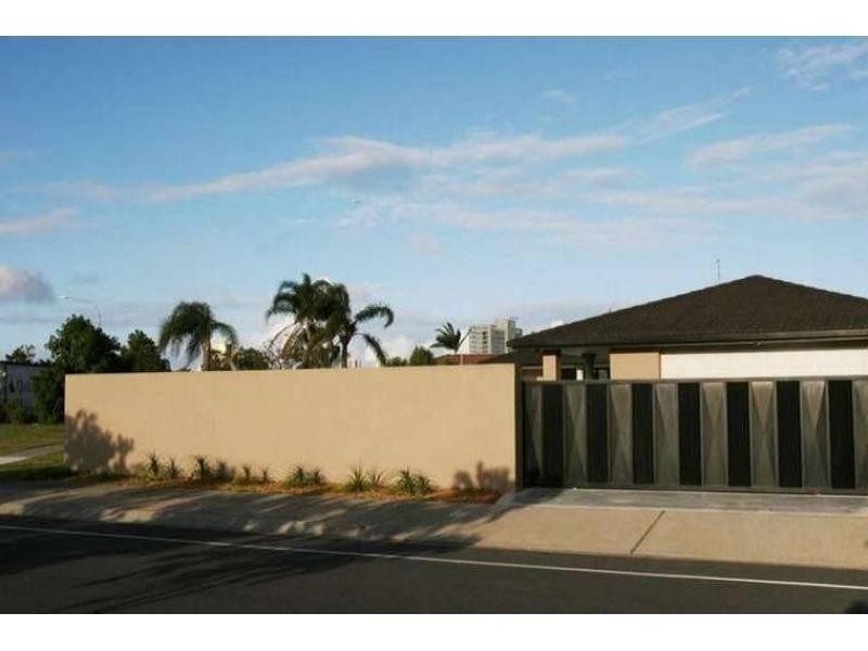 182 Rio Vista Boulevard, Broadbeach Waters QLD 4218